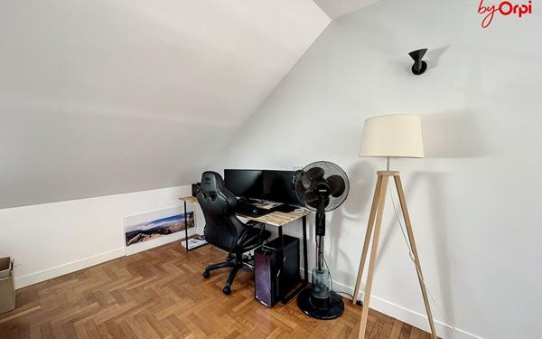 Appartement à louer    2 pièces • 61 m2 Juziers