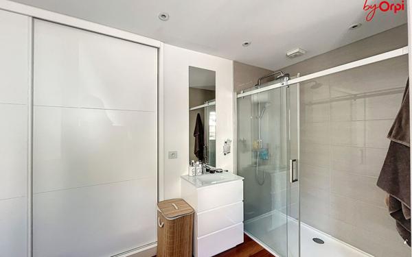 Appartement à louer    2 pièces • 61 m2 Juziers