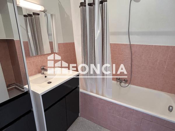Location Appartement 3 pièces 68.15 m² - 80 A 84 RUE PIERRE CURTIL Laon 02000