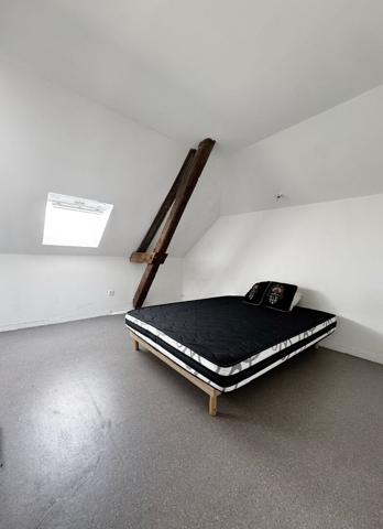 Appartement 2 pièces à louer à Marpent - Calme et lumineux au dernier étage
