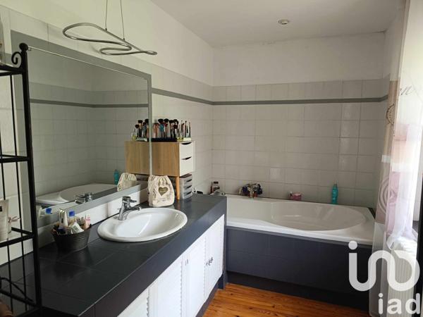Maison à vendre 7 pièces 198 m² Chaniers