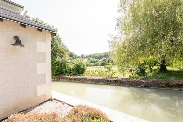 LIEUX UNIQUES ®  - PROPRIÉTÉS PRIVÉES PROPOSE TRÈS JOLIE BÂTISSE-MOULIN DE 240 M² À BLÉRÉ (37) SUR 2.40 HA