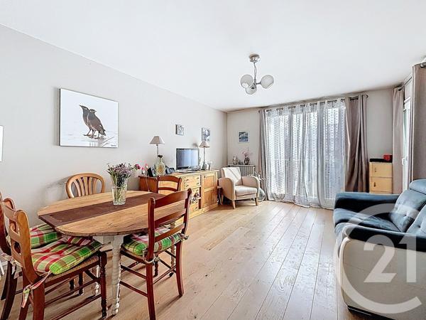 Appartement F4 à vendre  4 pièces - 76,41 m2 COLOMBES - 92