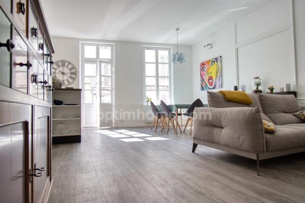 Appartement d’exception 3 pièces – Cœur historique de La Rochelle (17)