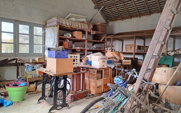 Maison à vendre    2 pièces •  Saint-Léger-sous-Cholet