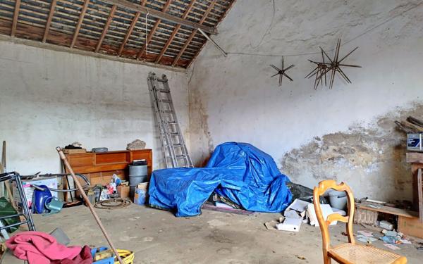 Maison à vendre    2 pièces •  Saint-Léger-sous-Cholet