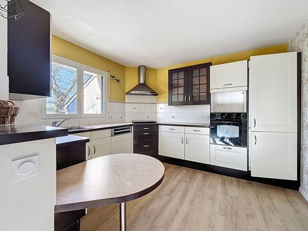 Maison Laval 8 pièce(s) 149 m2