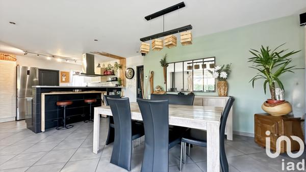 Maison à vendre 6 pièces 133 m² Arès