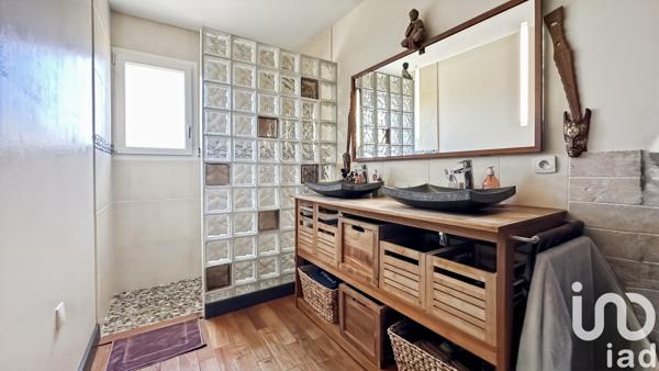 Maison à vendre 6 pièces 133 m² Arès