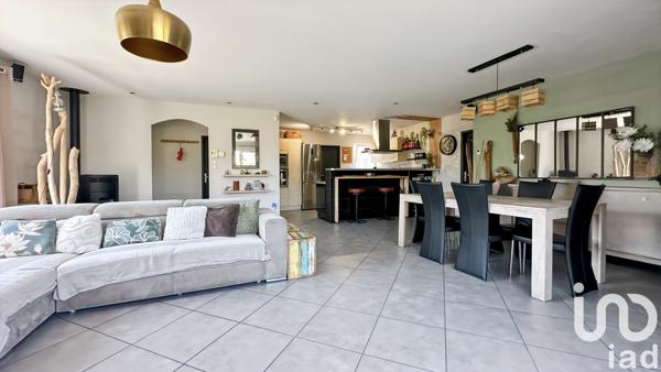 Maison à vendre 6 pièces 133 m² Arès