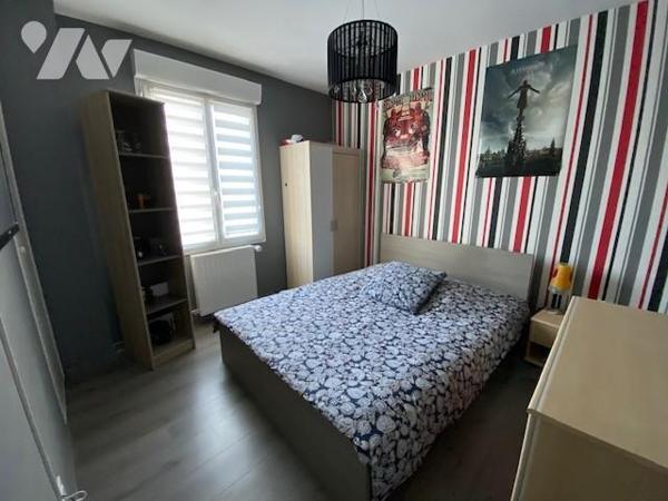 BETHENY : Maison récente de 7 pièces avec jardin et garage attenant.