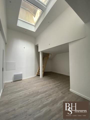 Poitiers Plateau, secteur Notre Dame T3 refait à neuf, loué.