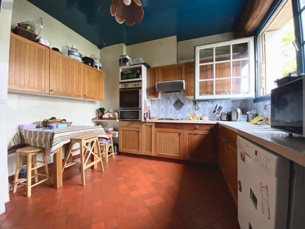 Maison à vendre à Vélizy-Villacoublay dans les Yvelines (78140), ref :