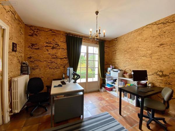 Maison à vendre à Vélizy-Villacoublay dans les Yvelines (78140), ref :