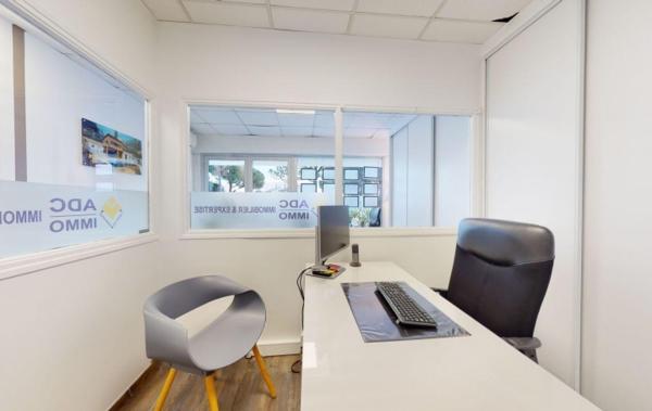 Vente Local commercial Loué rénové(e) Le cres