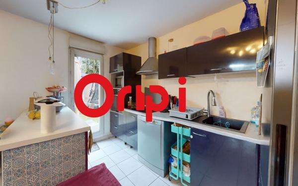 Appartement à vendre    4 pièces • 77 m2 Meyzieu