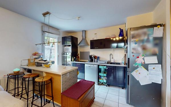 Appartement à vendre    4 pièces • 77 m2 Meyzieu