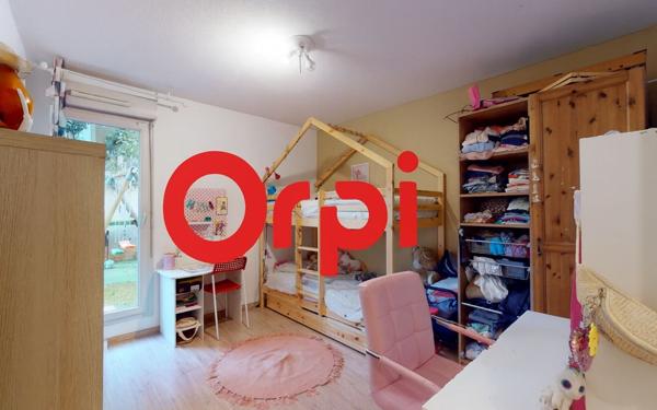 Appartement à vendre    4 pièces • 77 m2 Meyzieu