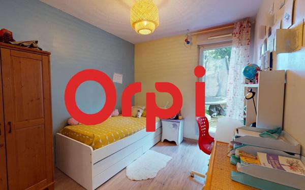 Appartement à vendre    4 pièces • 77 m2 Meyzieu