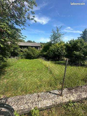 Immeuble de rapport avec garages et parking