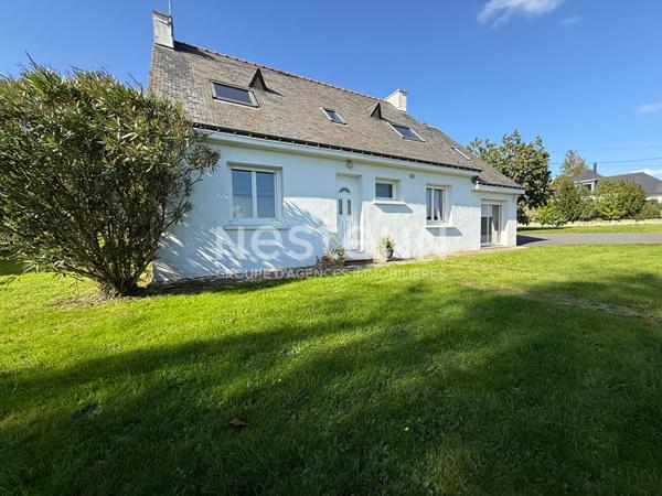 Jolie propriété à vendre à MOREAC 4 chambres, un super jardin de 2430 m²