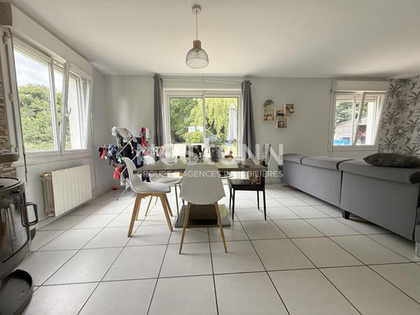 Jolie propriété à vendre à MOREAC 4 chambres, un super jardin de 2430 m²