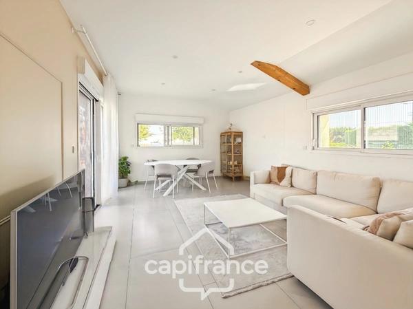 Maison plain-pied de 65,4m² à vendre à BEAUSEMBLANT (26)