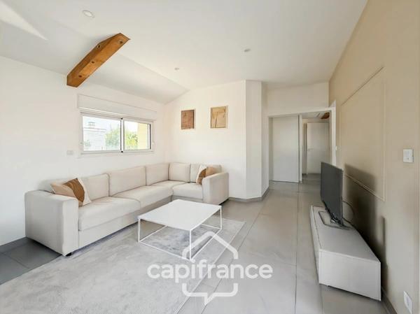 Maison plain-pied de 65,4m² à vendre à BEAUSEMBLANT (26)