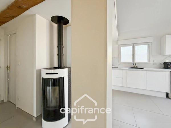 Maison plain-pied de 65,4m² à vendre à BEAUSEMBLANT (26)