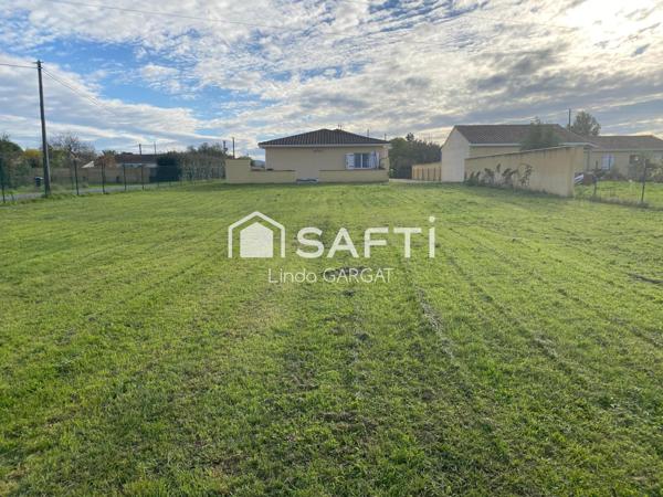 Charmante maison individuelle de 2004, lumineuse et fonctionnelle, offrant tout le confort d’une construction récente.