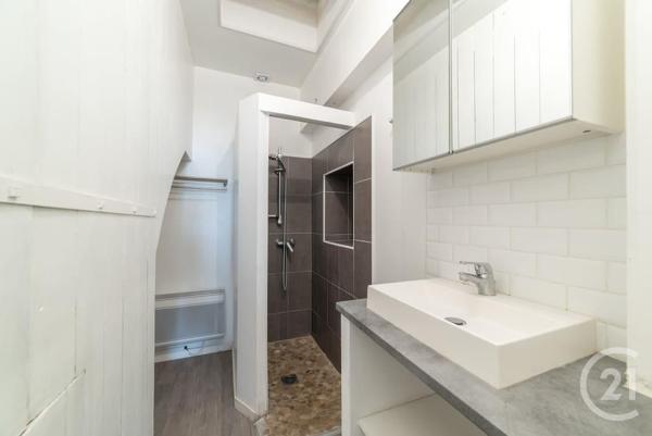 Appartement F2 à vendre  2 pièces - 33,05 m 2   LA ROCHELLE  - 17