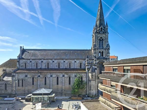 Appartement F4 à vendre  4 pièces - 112 m 2   ANGOULEME  - 16