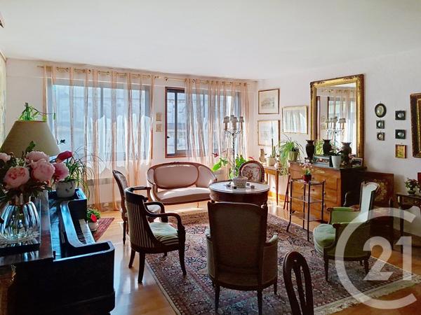 Appartement F4 à vendre  4 pièces - 112 m 2   ANGOULEME  - 16