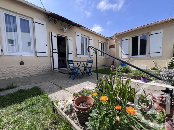 Maison à vendre  3 pièces - 52,23 m 2   LA ROCHELLE  - 17