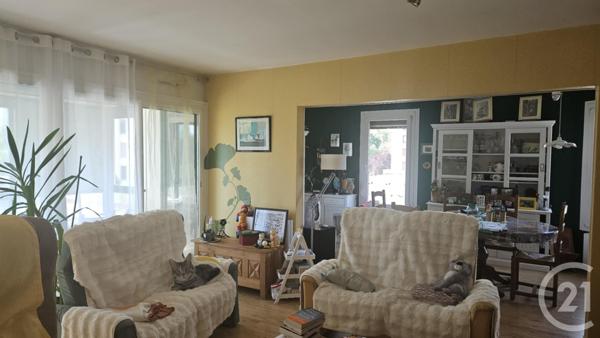 Appartement F5 à vendre  5 pièces - 111 m2 LAGNIEU - 01