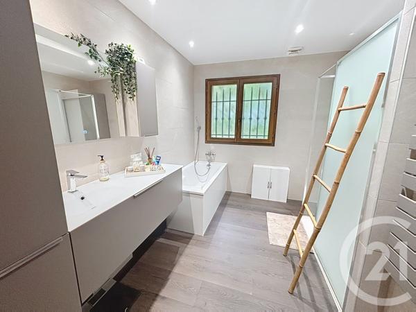 Maison à vendre  6 pièces - 167,70 m 2   MONTPON MENESTEROL  - 24