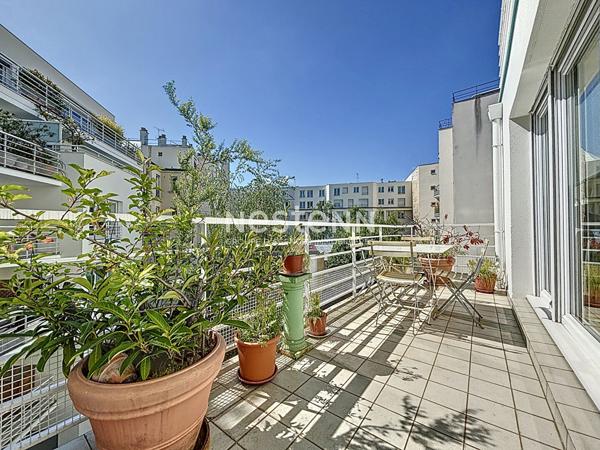 ISSY LES MOULINEAUX - Vente Appartement traversant 4 pièces de 84,61 m² avec une terrasse