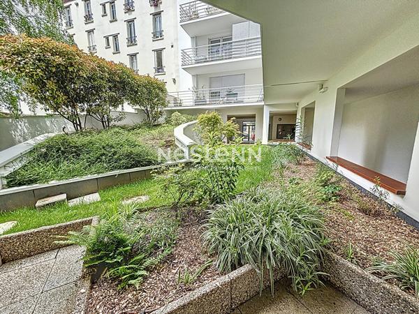 ISSY LES MOULINEAUX - Vente Appartement traversant 4 pièces de 84,61 m² avec une terrasse