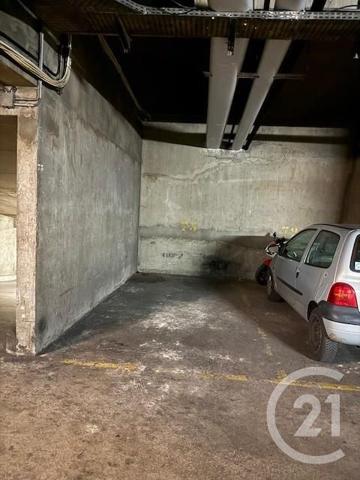 Parking à vendre  10,50 m2 PARIS - 75011