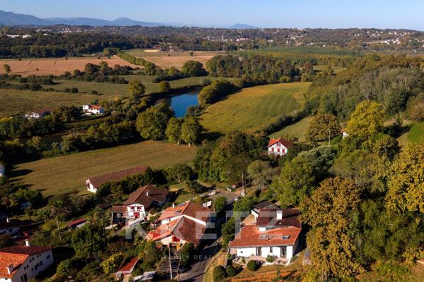 Villefranque - Villa d'architecte signée Salier & Courtois – Vue panoramique sur les Pyrénées