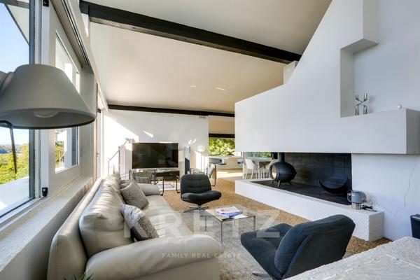 Villefranque - Villa d'architecte signée Salier & Courtois – Vue panoramique sur les Pyrénées