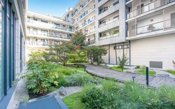 Appartement à vendre    3 pièces • 69,14 m2 Joinville-le-Pont