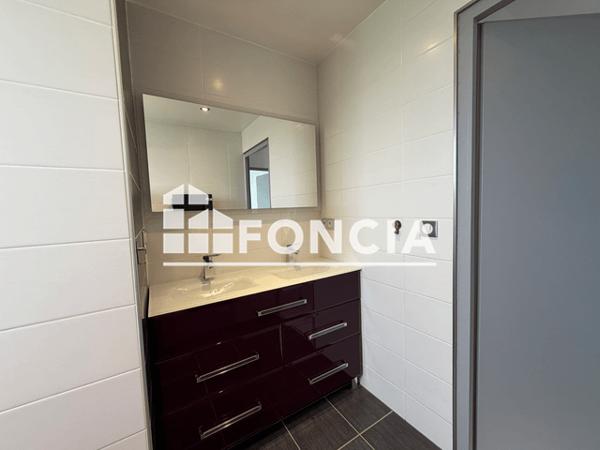 Location Appartement 3 pièces 68 m² - 1 ALLEE GASTON LEROUX Echirolles 38130