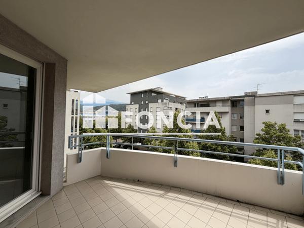 Location Appartement 3 pièces 68 m² - 1 ALLEE GASTON LEROUX Echirolles 38130