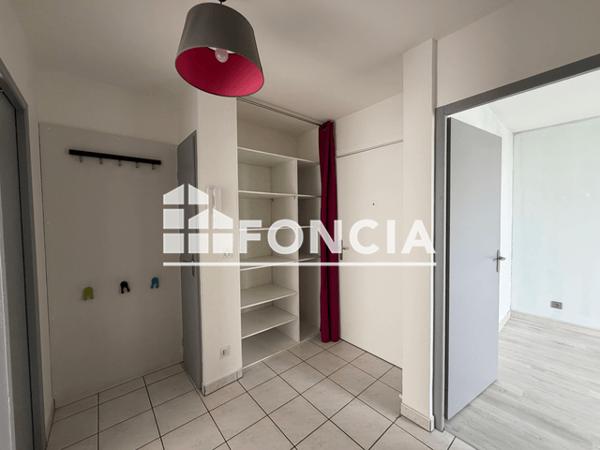 Location Appartement 3 pièces 68 m² - 1 ALLEE GASTON LEROUX Echirolles 38130