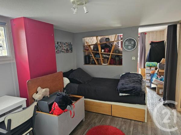 Maison à vendre  5 pièces - 167 m 2   CHATELLERAULT  - 86