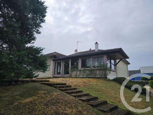 Maison à vendre  5 pièces - 167 m 2   CHATELLERAULT  - 86