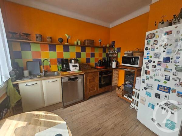 Maison à vendre  5 pièces - 167 m 2   CHATELLERAULT  - 86