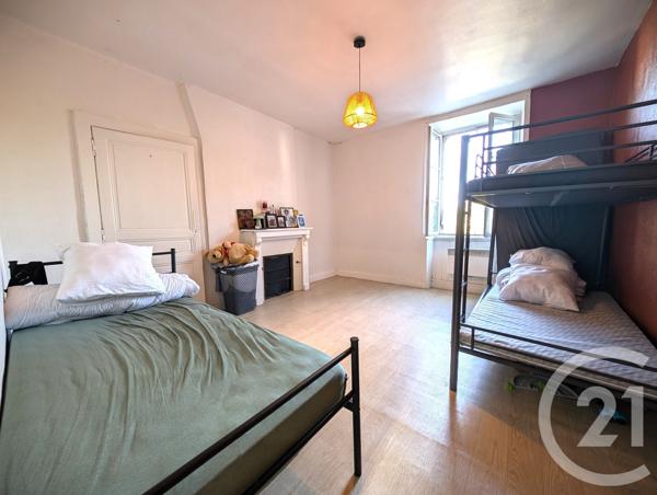 Immeuble à vendre  155 m 2   LIMOGES  - 87
