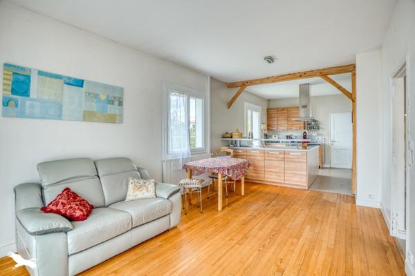 Maison 165 000 € Pineuilh 5 p 102 m² DPE C
